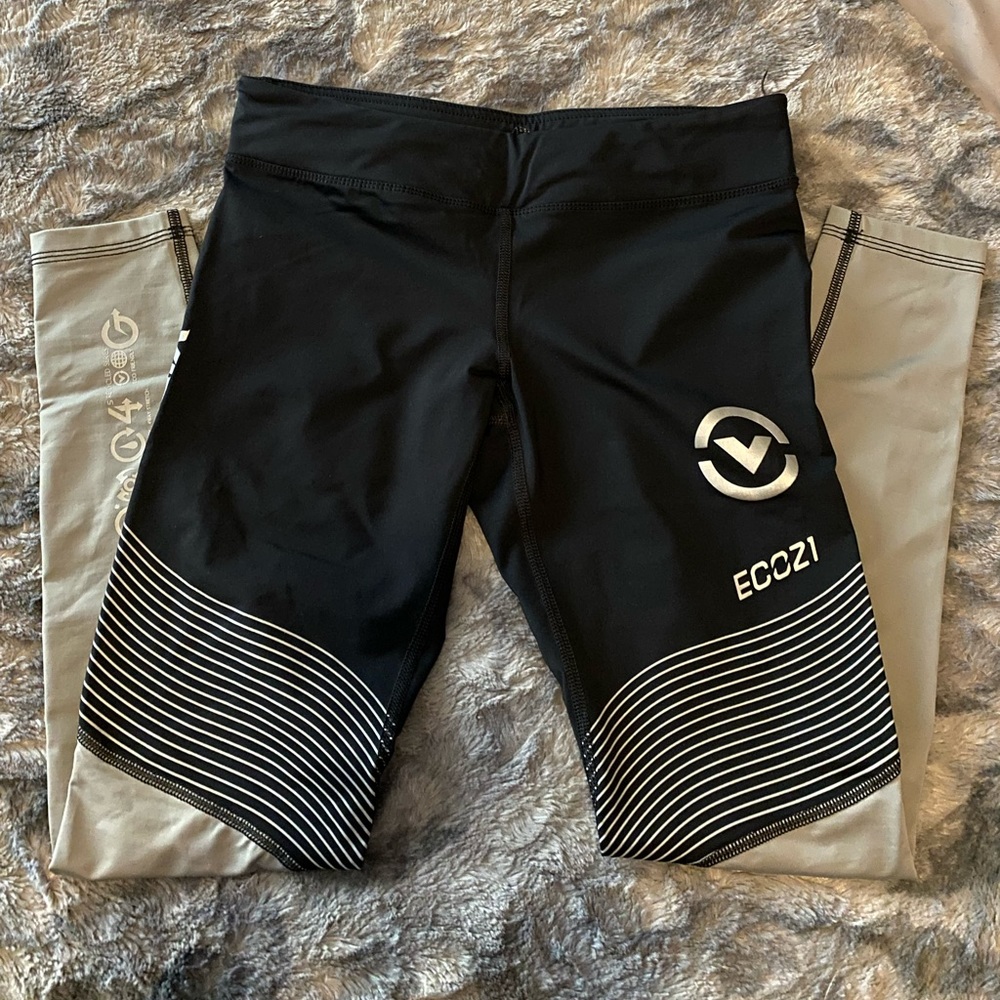 Virus Compression leggings